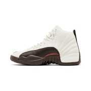 에어 조던 12 레트로 SoleFly FZ5026-100 - 고급스러운 스타일을 위한 클래식 화이트와 풍부한 바로크 브라운 액센트