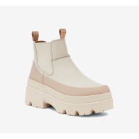 UGG Damen Brisbane Chelsea Stiefel Sea Salt 1143842-SSAL - Stilvolle Wildleder Plateaustiefel für täglichen Komfort