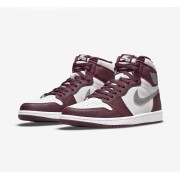 Air Jordan 1 High OG 'Bordeaux' 555088-611 Elegant Bordeaux Colorway, Classic Design