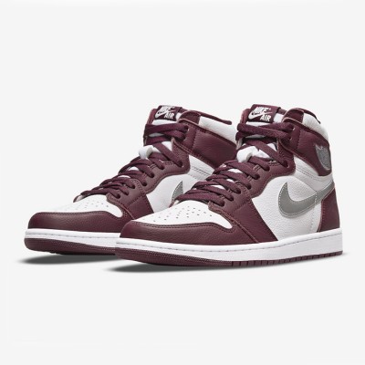 Air Jordan 1 High OG 'Bordeaux' 555088-611 Elegant Bordeaux Colorway, Classic Design