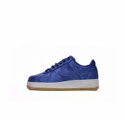 CLOT x Nike Air Force 1 'Royal University Blue Silk' - Exklusive Blaue Seiden-Sneaker mit Verborgener Musterung und Gummisohle | CJ5290-400