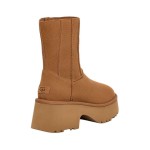 UGG Damen Classic Twin Seam New Heights Plateau Stiefel in Kastanienbraun