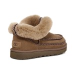 UGG Damen Klassische Mokassin Stiefel 1158224 in Kastanienbraun mit Schaffellfutter