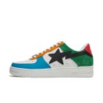 생동감 있는 컬러 블록 디자인의 BAPE STA 도쿄 로우 멀티컬러 스니커즈