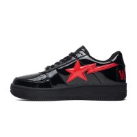 BAPE STA ブラック＆レッドパテントレザースニーカー 1H30-191-012-BLK｜ストリートウェアの大胆なエレガンス