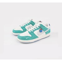 Nike x Kasina Dunk Low 'Road Sign' CZ6501-101 - 韓国道路標識インスパイア 限定コラボスニーカー