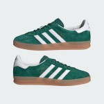 Adidas Gazelle Indoor IG1596 - Grüne Wildleder-Sneaker mit Weißen Streifen & Gummisohle