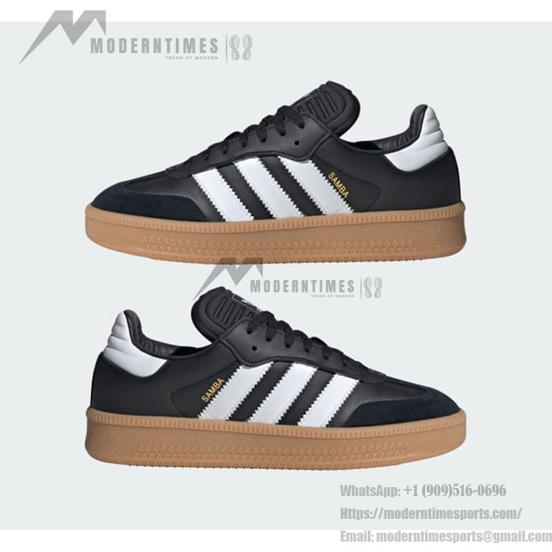 Adidas Samba XLG IE1379 Schwarze Sneaker mit Silbernen Streifen und Wildleder-Details