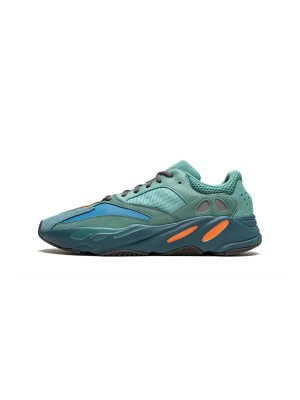 아디다스 Yeezy Boost 700 "Fade Azure" GZ2002 남성용 트렌디 스니커즈 | 편안함과 대담한 디자인