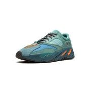 アディダス Yeezy Boost 700 "Fade Azure" GZ2002 メンズスタイリッシュスニーカー | 快適性と大胆なデザイン