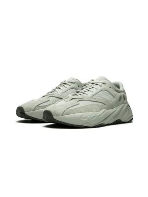 아디다스 Yeezy Boost 700 Salt EG7487 - 깔끔한 그레이-화이트 컬러와 편안한 쿠셔닝 스니커즈