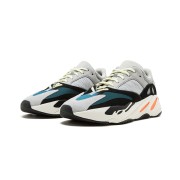 아디다스 Yeezy Boost 700 Wave Runner B75571 - 생동감 있는 멀티컬러 디자인과 편안한 쿠셔닝 스니커즈