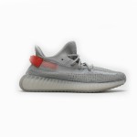 Adidas Yeezy Boost 350 V2 “Tail Light” FX9017 - 테일 라이트 강조가 있는 스타일리시한 스니커즈