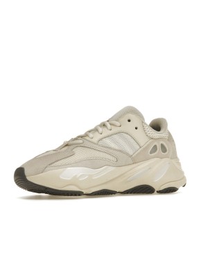 아디다스 Yeezy Boost 700 Analog EG7596 - 신선한 베이지 디자인과 편안한 쿠셔닝 스니커즈