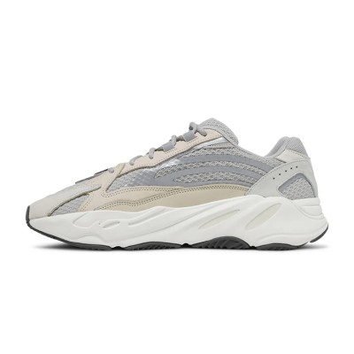 アディダス Yeezy Boost 700 V2 Cream GY7924 - 柔らかなクリームカラーと快適なクッション性のスニーカー