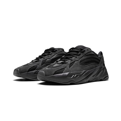 Adidas Yeezy Boost 700 V2 "Vanta" FU6684 - Elegantes All-Black-Design mit Boost-Komfort