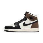 AJ1 Nike Air Jordan 1 Retro High OG GS Dark Mocha Top View