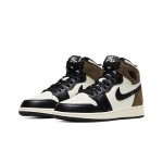 AJ1 Nike Air Jordan 1 Retro High OG GS Dark Mocha Top View