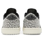 클래식한 블랙과 그레이 Air Jordan 1 Low OG “Black Cement” CZ0790-001 스니커즈