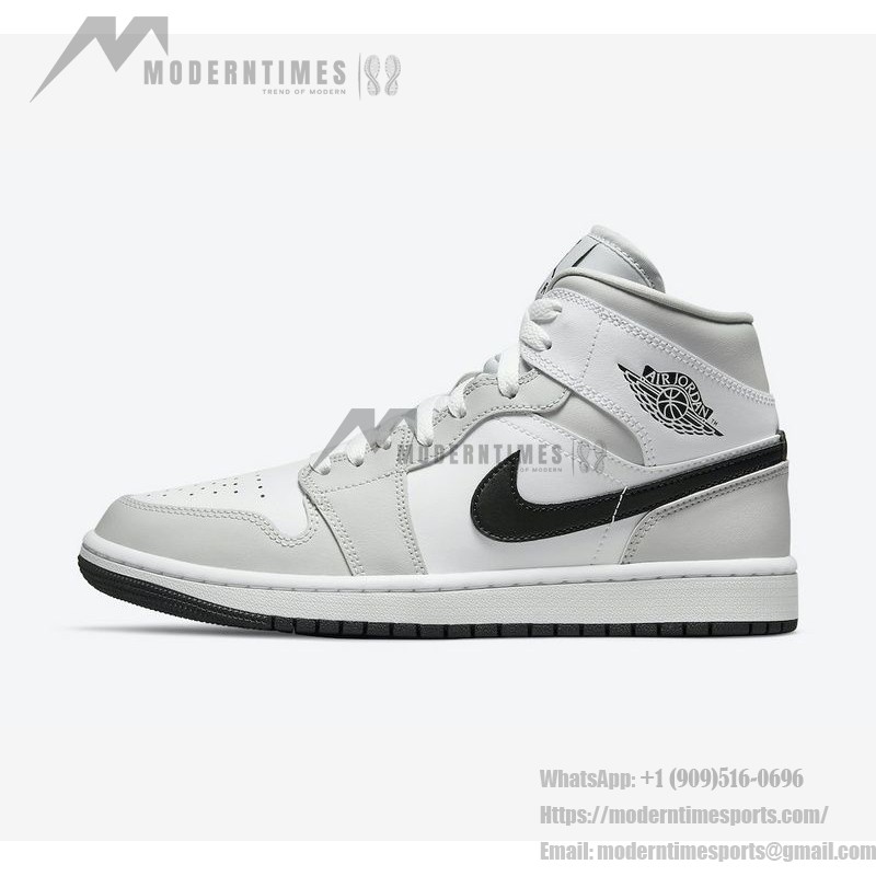 Air Jordan 1 Mid BQ6472 in Black and White