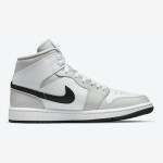 Air Jordan 1 Mid BQ6472 in Black and White