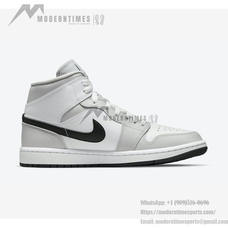 Air Jordan 1 Mid BQ6472 in Black and White