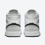 Air Jordan 1 Mid BQ6472 in Black and White