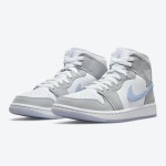 Air Jordan 1 Mid WMNS BQ6472-105 Women’s Mid-Top Sneakers