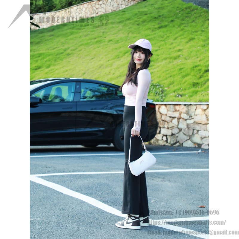 Air Jordan 1 Retro High OG White and Gold Women's Shoes - Side Profile View