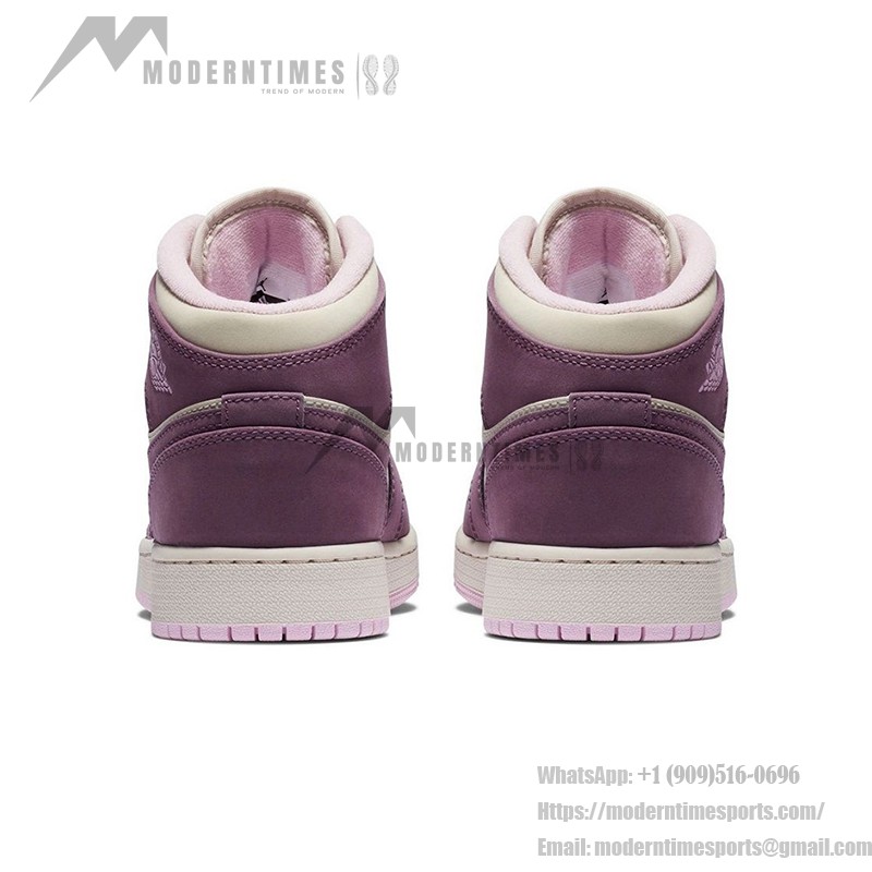 Air Jordan 1 Retro Mid GS Pro Purple 555112-500 Eye-Catching Purple Sneakers