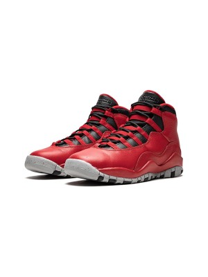 Air Jordan 10 Retro “Bulls Over Broadway” 705179-601 Klassische Basketball-Sneaker - Rot, Schwarz & Grau gesprenkelte Sohle