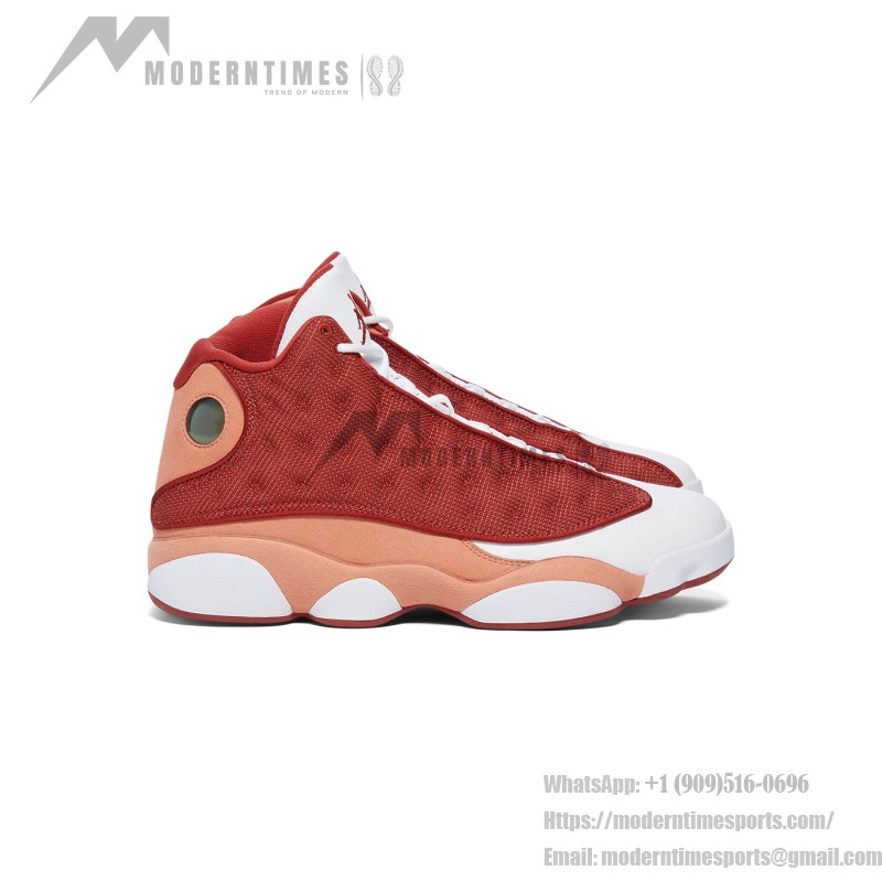 Air Jordan 13 "Dune Red" DJ5982-601 - レッドとベージュのクラシックスニーカー