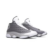 Air Jordan 13 Retro "Atmosphere Grey" 414571-016 - Dezenter Grauer Basketball-Sneaker | Stilvolle Alltagsschuhe