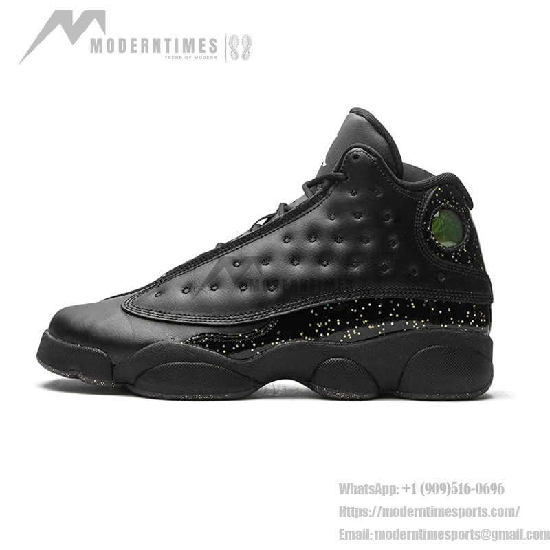 Air Jordan 13 Retro "Black Metallic Gold" DC9443-007 - 블랙 가죽과 골드 디테일의 스니커즈