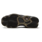 Air Jordan 13 Retro "Black Metallic Gold" DC9443-007 - 블랙 가죽과 골드 디테일의 스니커즈