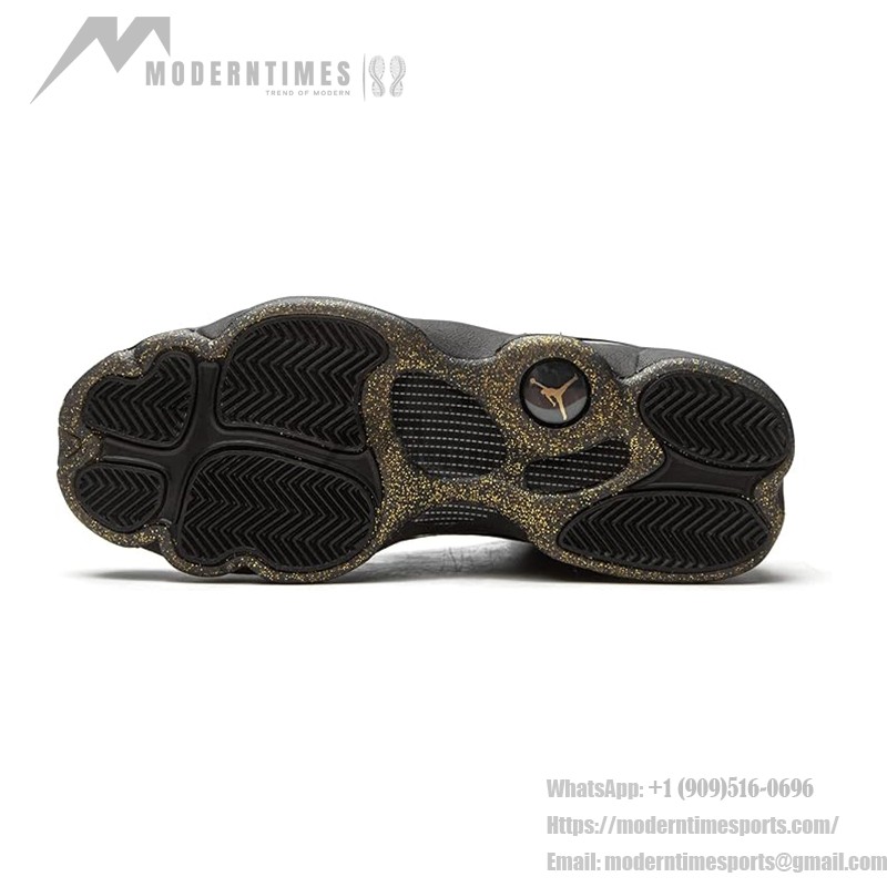 Air Jordan 13 Retro "Black Metallic Gold" DC9443-007 - 블랙 가죽과 골드 디테일의 스니커즈