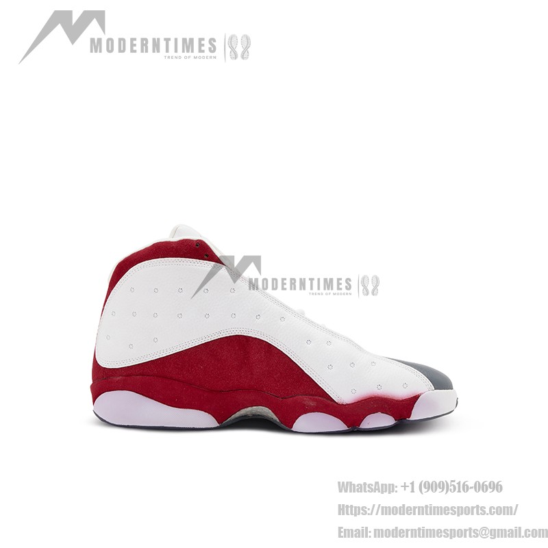 Air Jordan 13 Retro "Grey Toe" 414571-126 - Weißes Leder, rotes Wildleder und graue Zehenkappe