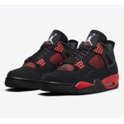 Air Jordan 4 Retro Red Thunder CT8527-016 スニーカー - クラシックデザインと大胆な赤黒配色