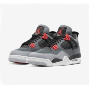 Air Jordan 4 Infrared DH6927-061 スニーカー - クラシックな黒と鮮やかなインフラレッドアクセント、スタイリッシュなデザイン