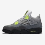 회색과 네온의 Air Jordan 4 Retro SE Neon 95 CT5342-007 스니커즈