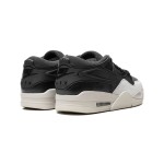 Air Jordan 4 RM "Black Sail" FQ7939-001 low-top sneakers in black and white