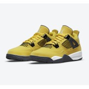 Air Jordan 4 Retro Lightning 2021 CT8527-700 スニーカー - クラシックな黄色と黒の配色、アイコニックなデザイン再販