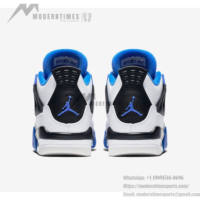 흰색과 검정색 및 로열 블루 악센트가 있는 Air Jordan 4 Retro Motorsports 스니커즈