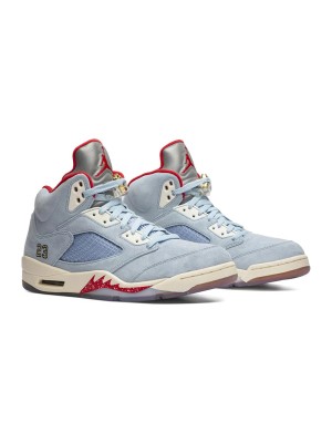 에어 조던 5 레트로 CI1899-400 - 파란 스웨이드와 빨간 포인트, 반사 텅이 있는 스니커즈
