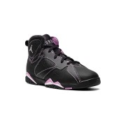 Air Jordan 7 "Barely Grape" DV2255-055 - Schwarz-Violette High-Top-Basketball-Sneaker, Stilvoll, Bequem, Street-Ready