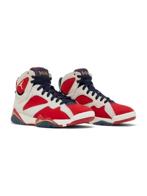 Air Jordan 7 Retro "New Sheriff in Town" DM1195-474 - Rot, Weiß und Marine High-Top Basketball-Sneaker, Klassische Retro-Hommage