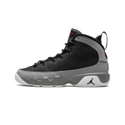 Air Jordan 9 GS 'Particle Grey' 302359-060 - Zeitloses Schwarz-Grau-Design für Komfort und Stil