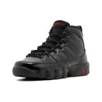 Air Jordan 9 Retro "ブレッドパテント" 302370-014 - ブラックパテントレザーとレッドバスケットボールスニーカー