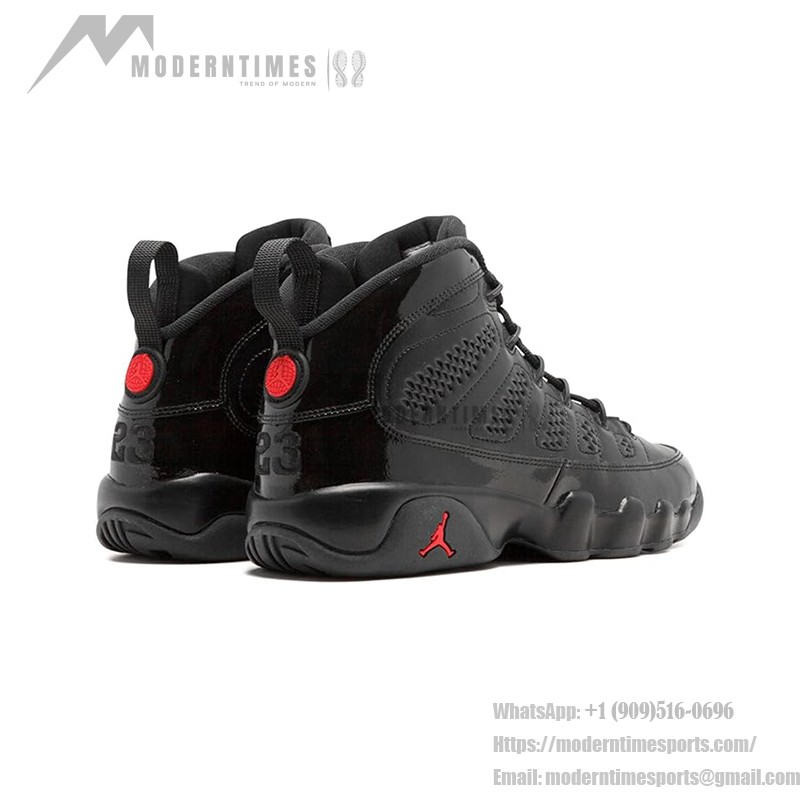 Air Jordan 9 Retro "Bred Patent" ブラックパテントレザーとレッドバスケットボールスニーカー