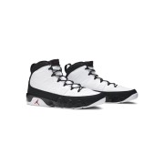 Air Jordan 9 Retro OG "Space Jam" 302370-112 - Klassische Weiß und Schwarz Basketballschuhe